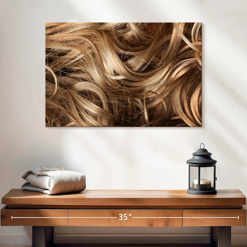 Shuttleworth - Ruffled - cheveux blonds, H 16 po x l 24 po