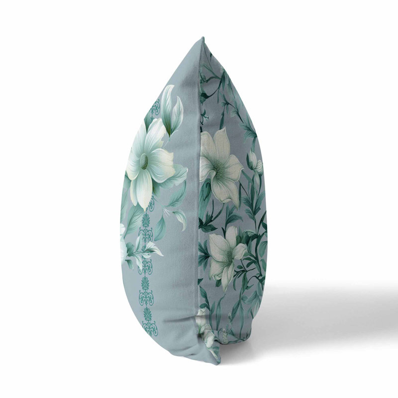 Coussin décoratif réversible intérieur / extérieur Petal Perfection, Motif floral vert, H 18 po x l 18 po