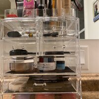 Elizabeth-Marie Acrylic 7 Compartment Makeup Organizer
