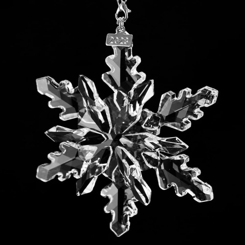 The Holiday Aisle®, Argent