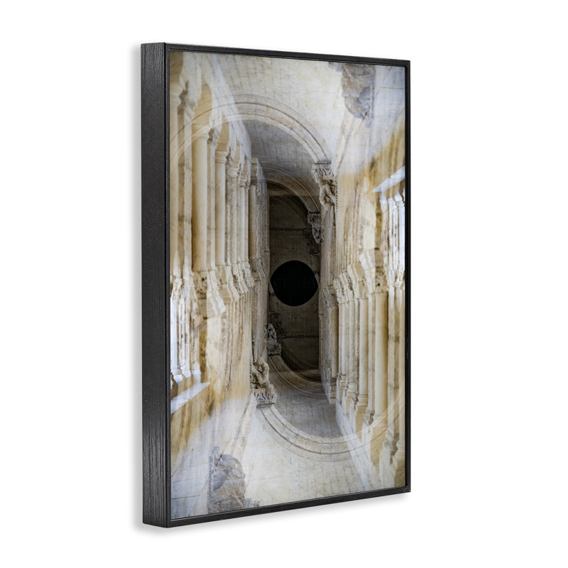 Encadré giclée sur colonnes de la symétrie surréaliste, design Robin Vandenabeele, 18" H x 12" W, Giclée encadrée noir minuit