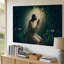 Toile, une figure sereine avec de longs cheveux qui coule et un art mural doux-518360121