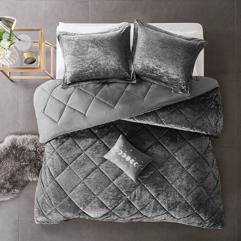 Édredon en velours gris captivant double / grand - matelassé à losanges lavable à la machine avec un coussin décoratif pour le lit
