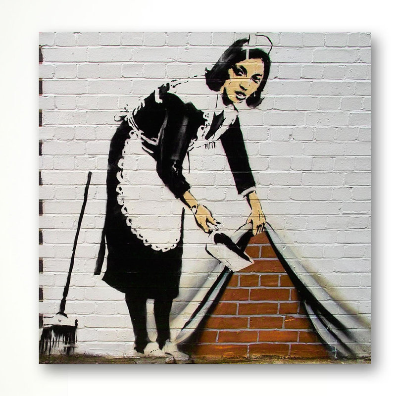 "Maid" par Banksy, impression sur toile tendue, H 18 po x l 18 po x P 1,5 po