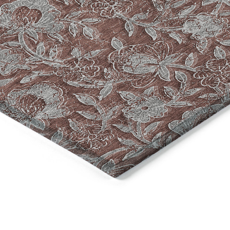 Mahaney Floral Indoor Rug, Rectangle 5' x 7'6"