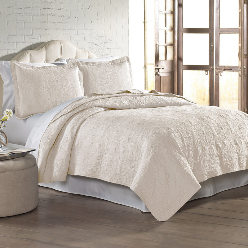 Medallion Quilt Set, Twin Quilt + 1 Sham, Ivory