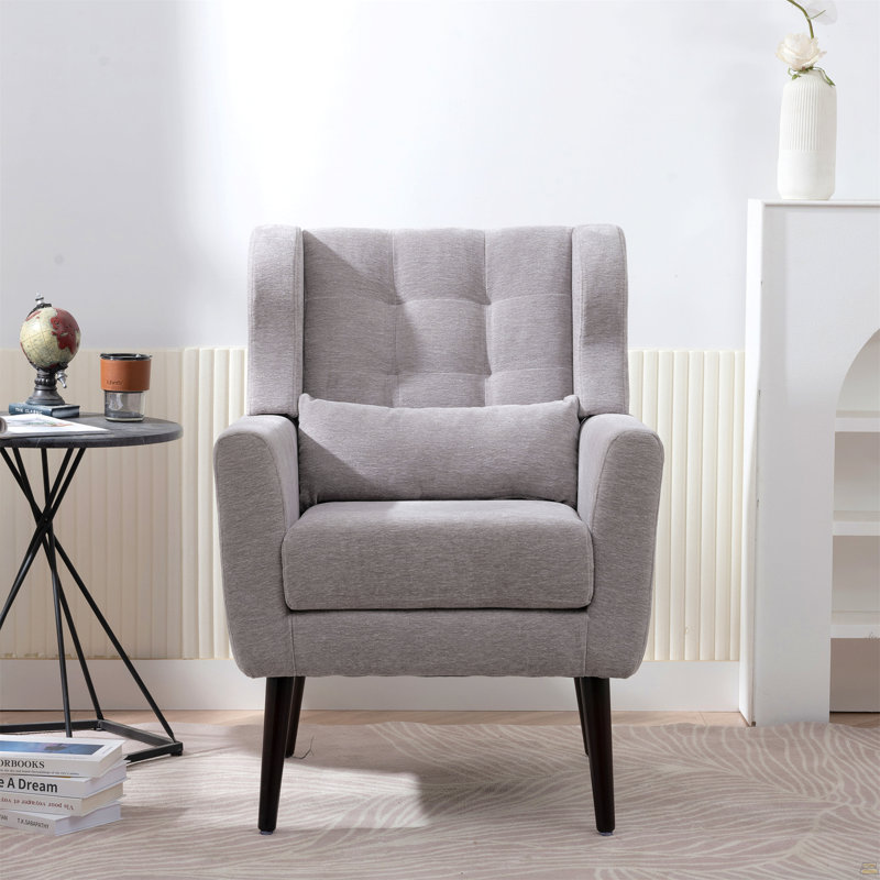 Fauteuil ergonomique en chenille de couleur grise avec pieds en bois massif pour un espace de vie confortable et confortable