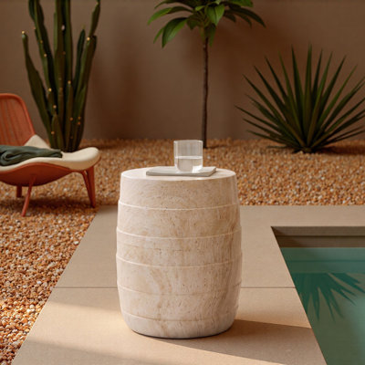 Table d'appoint d'extérieur moderne à l'apparence de travertin MGO moderne, table d'appoint toutes saisons avec texture nervurée pour patio, balcon et salon