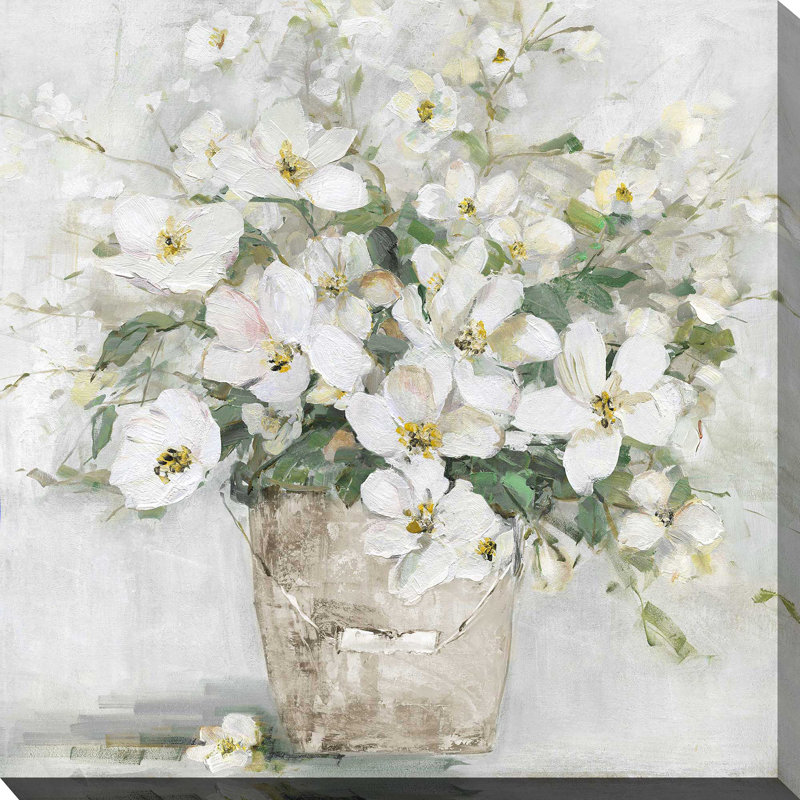 «Spring Cottage Blooms II» par Sally Swatland - Peinture, L 18 po x H 18 po, Toile tendue