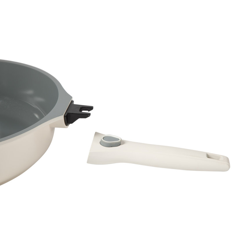 Batterie de cuisine à casseroles et poêles 13 pièces Sur La Table Kitchen Essentials Craft Studio, Blanc