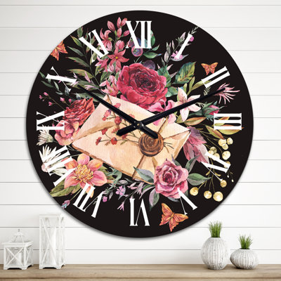 Ancienne lettre rétro avec fleurs - horloge murale traditionnelle