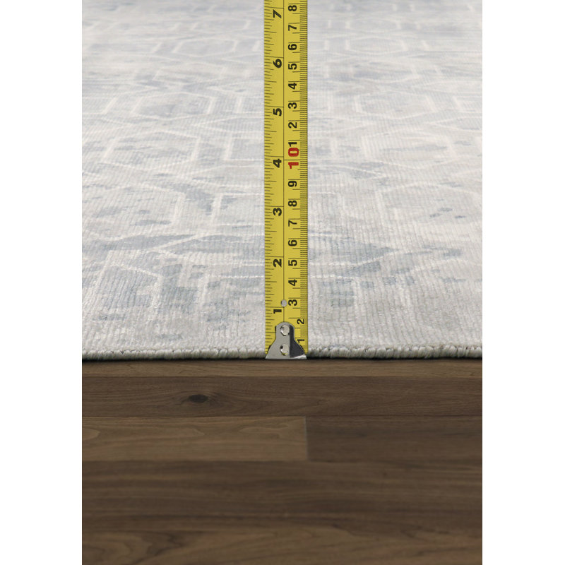 Beverly Geometric Area Rug in Grey / Beige, Rectangle 9' x 12'