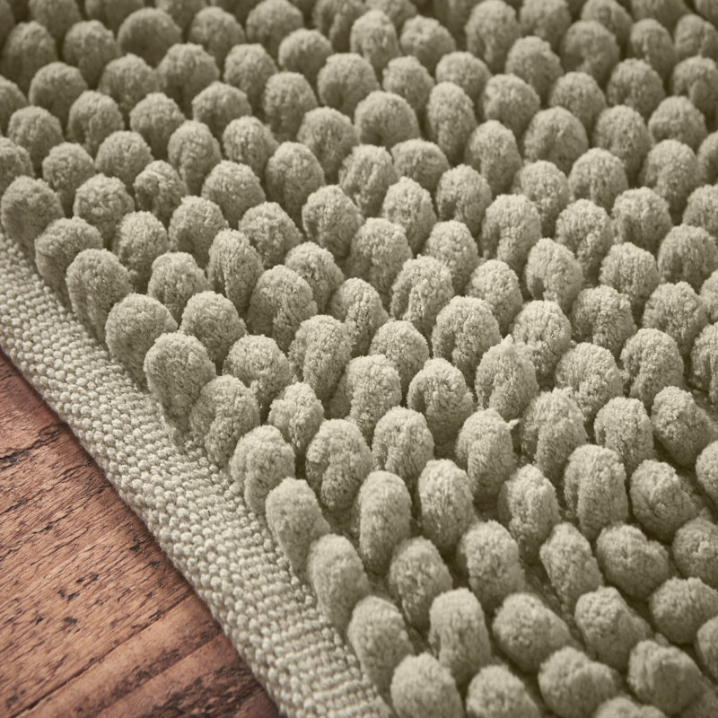 Aspen Bobble Bath Runner, Green