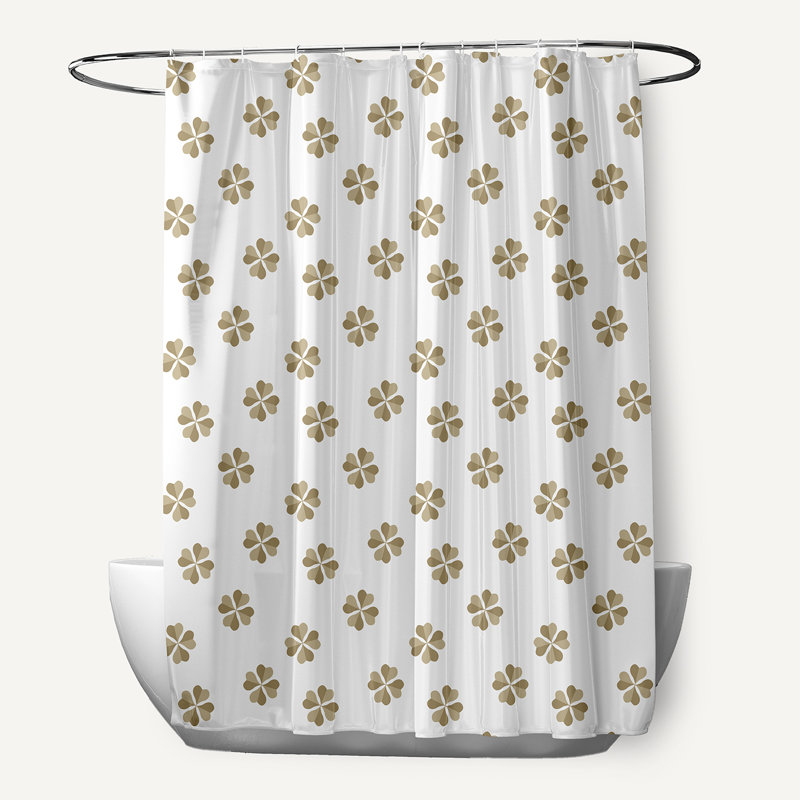 Lucky Patch Shower Curtain, Vert durable
