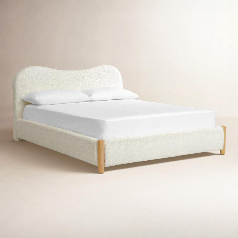 Structure de lit plateforme double avec tête de lit tapissier en tissu et support à lattes de bois, aucun sommier nécessaire