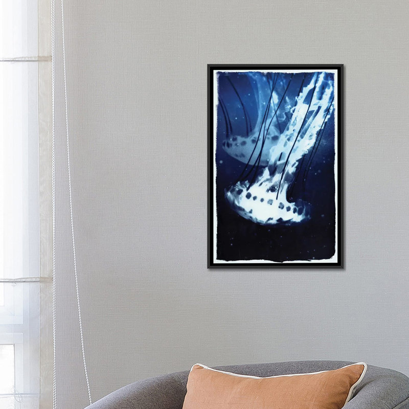 « indigo jellyfish », impression sur toile, H 26 po x l 18 po x P 1,5 po, Toile avec cadre noir, Pas de tapis