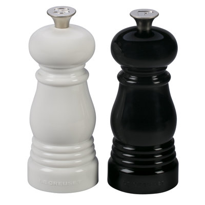 Le Creuset Salt and Pepper Mill Set