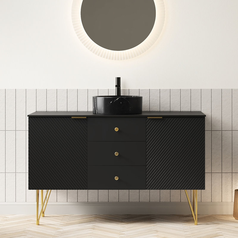 Meuble-lavabo autoportant de 48 po, vasque en céramique blanche à motif de pierre rectangulaire, pieds dorés, 3 tiroirs, 2 portes, surface frittée noire, métal pré-assemblé et à installation simple