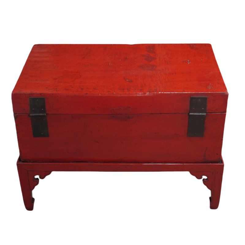 Accent Trunk
