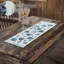 Chemin de table en plastique / acrylique-436538328
