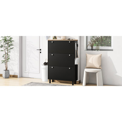 Armoire à chaussures pratique pour le vestibule avec 3 tiroirs et crochets, tablettes de rangement et tablettes réglables noires, finition grain de bois, panneau de particules