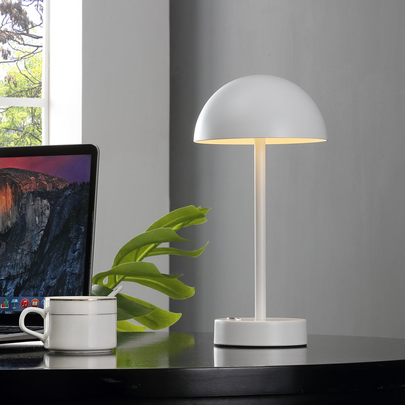 Rowland Metal USB Table Lamp