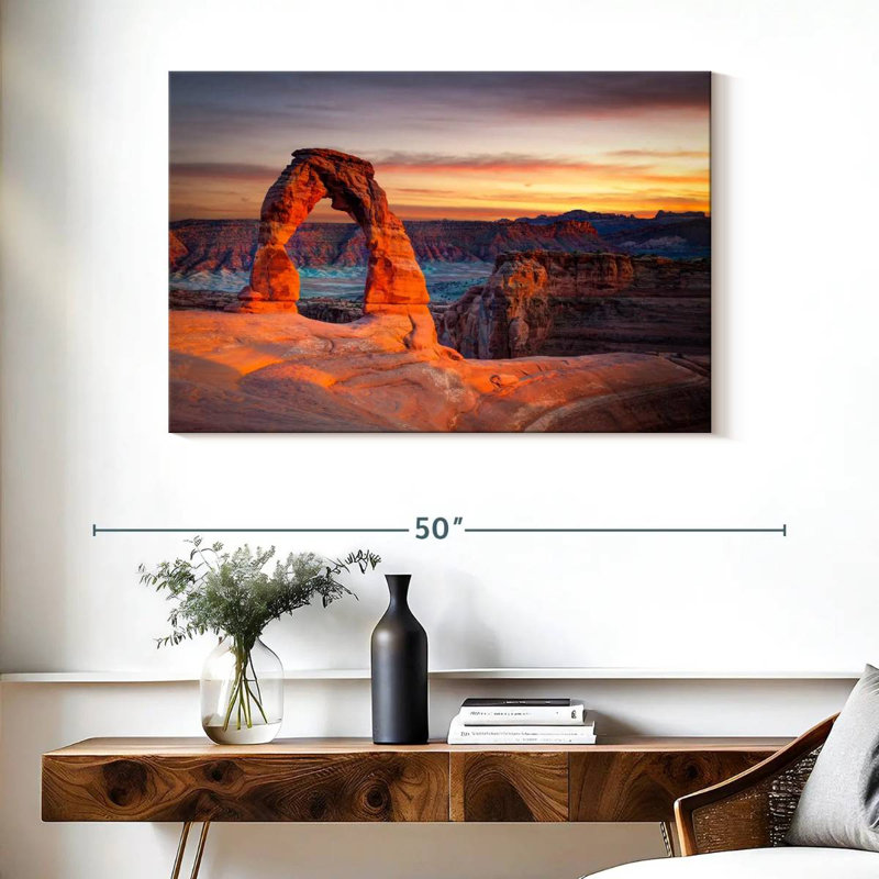 Alvord Delicate Arch In Utah, H 26 po x l 39 po