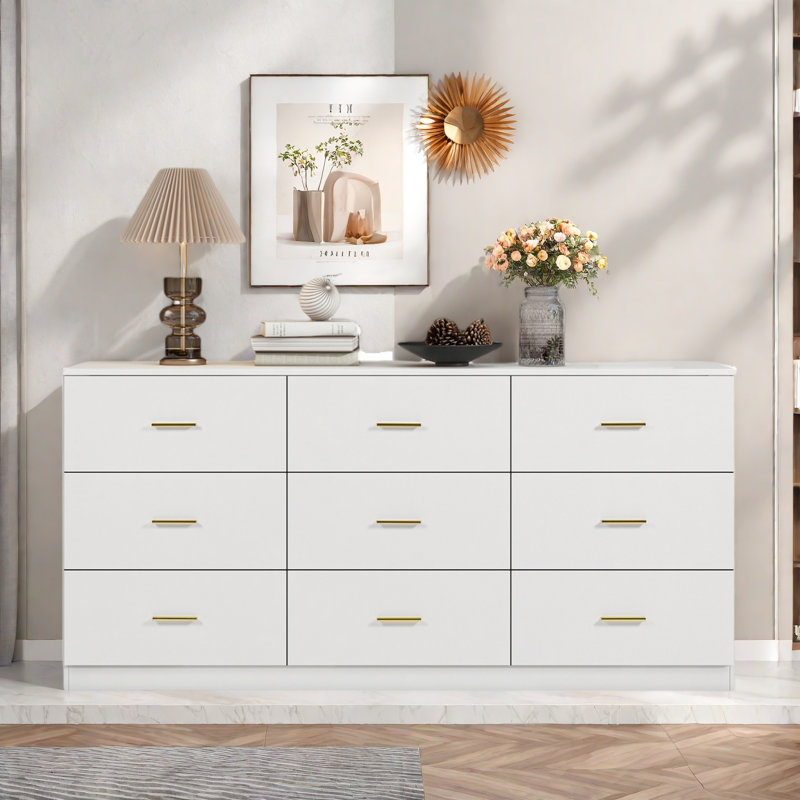 Commode moderne avec 9 tiroirs et poignées dorées