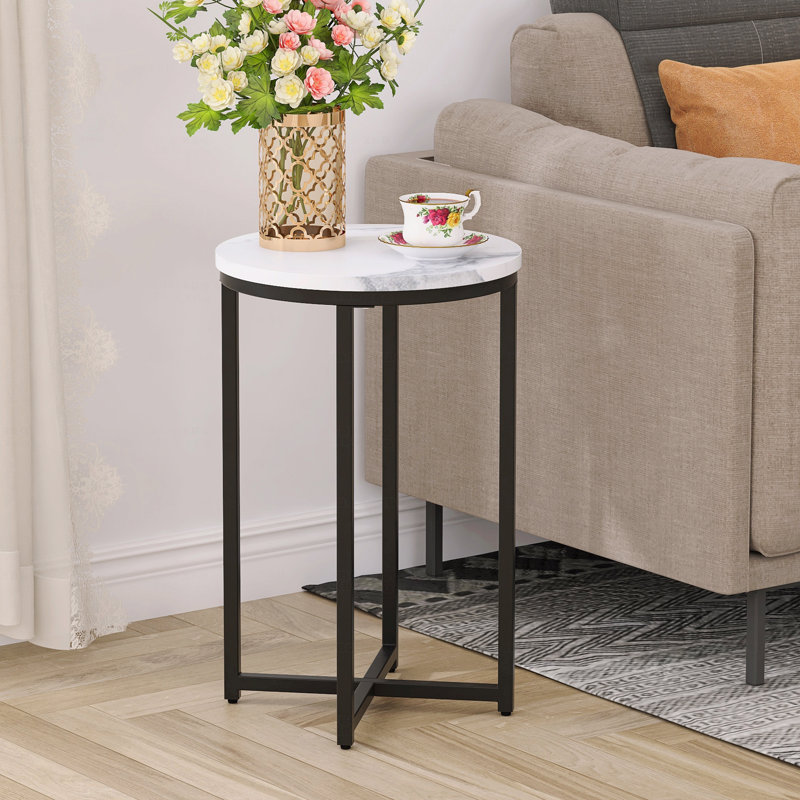 Table d'appoint moderne avec plateau en faux marbre