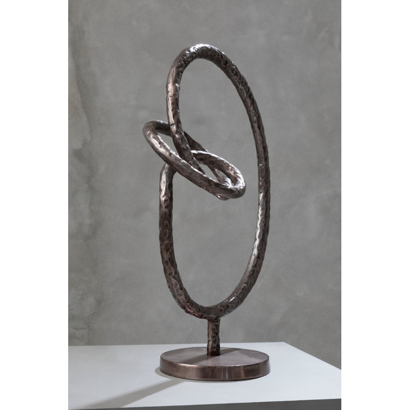 Figurines & Sculptures