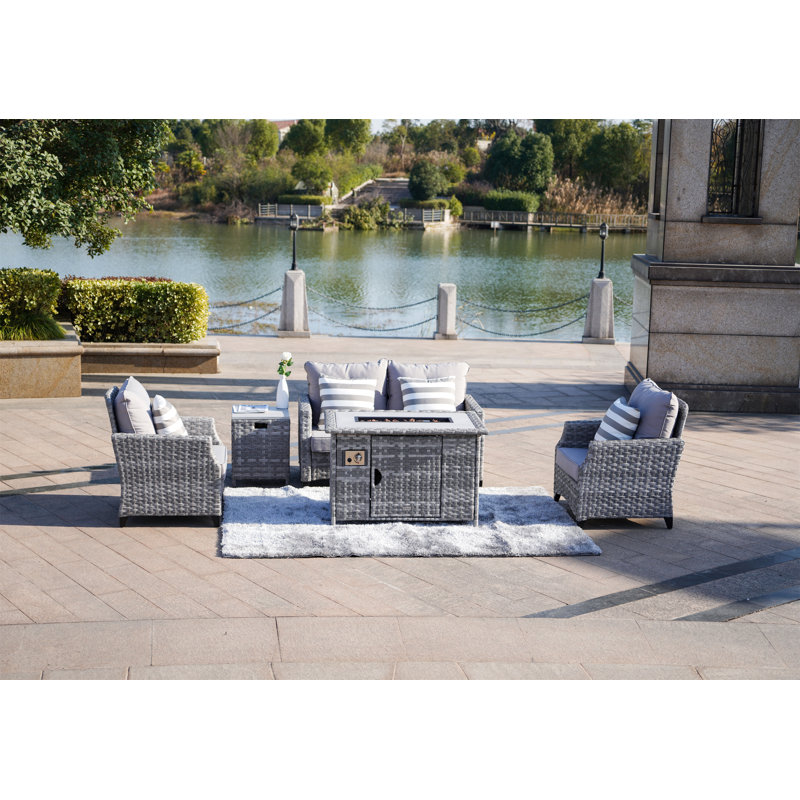 Alseepa 4 - Person Patio Conversation Set with Cushions