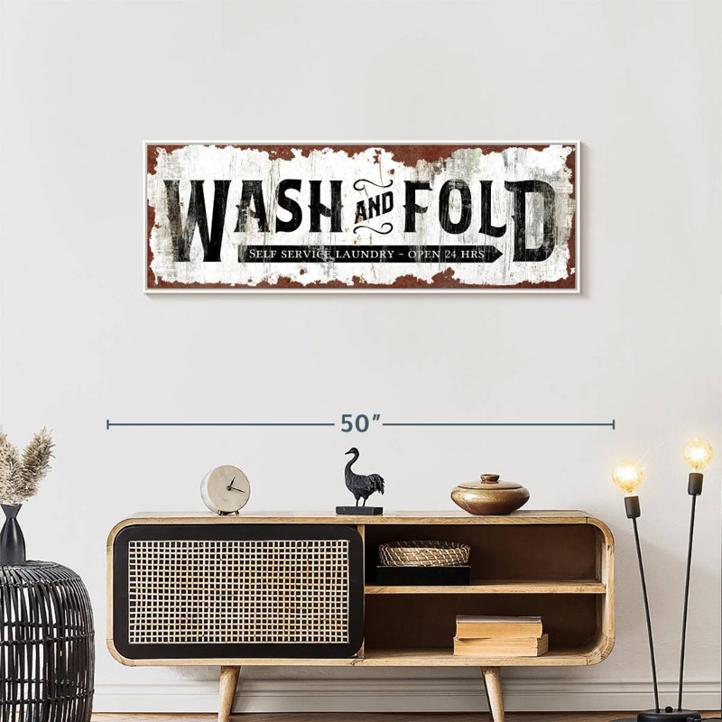 Ancienne affiche murale Wash and Fold, 43 po x 15 po, Cadre flottant blanc
