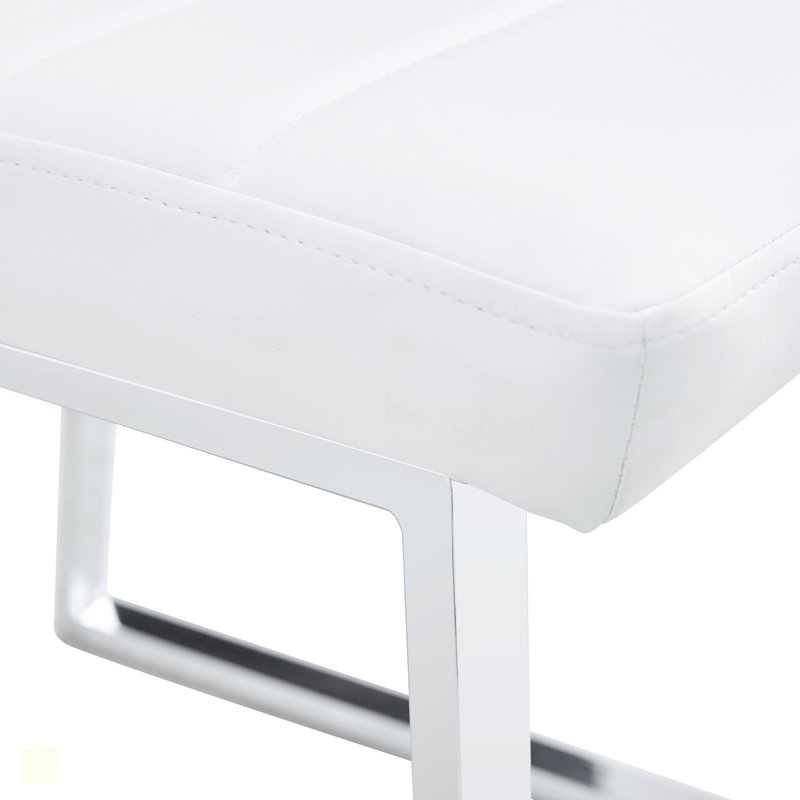 Chaise d'appoint blanche Lakeycha