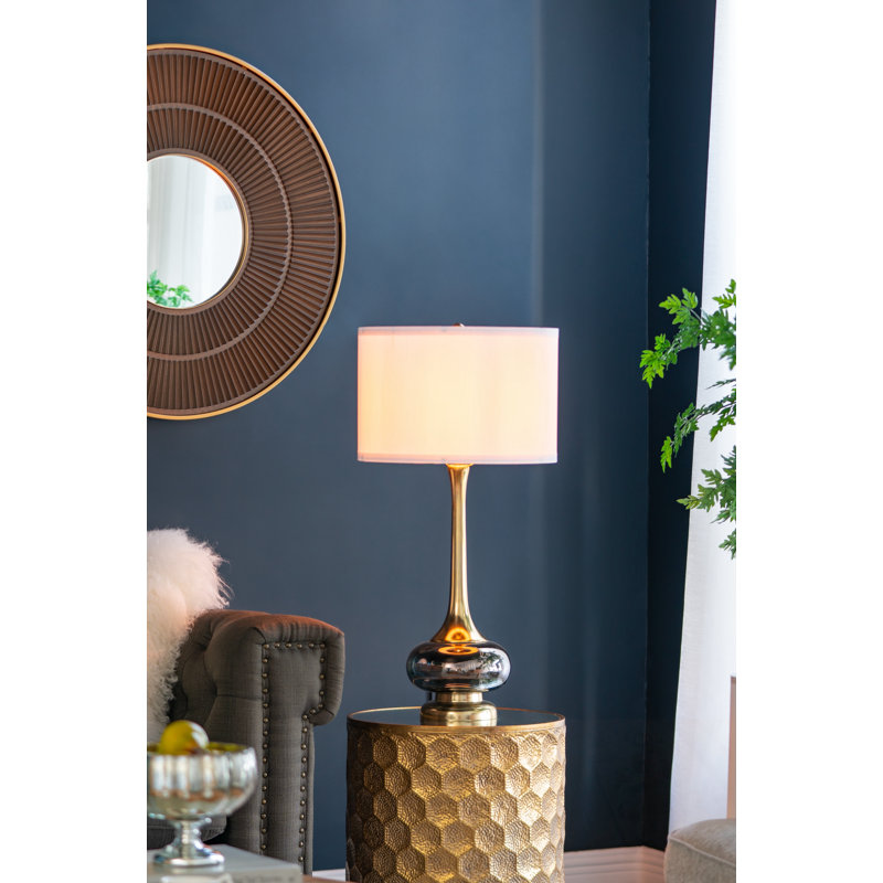 Casavant with sturdy base