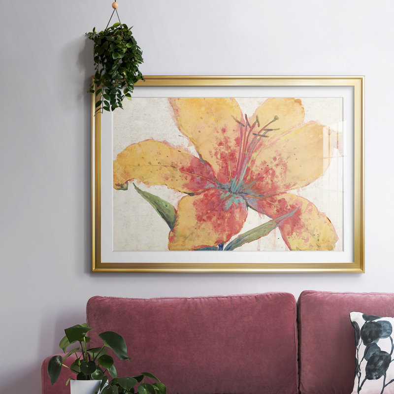 Blooming Lily, reproduction d'art encadrée, Or, H 27 po x l 39 po x P 1,5 po