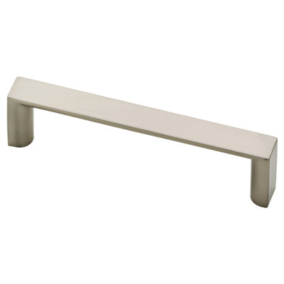 Wide Plaza 3 3/4" Center to Center Bar Pull