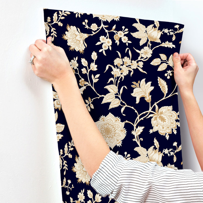 Sutton Floral Wallpaper Roll, Black