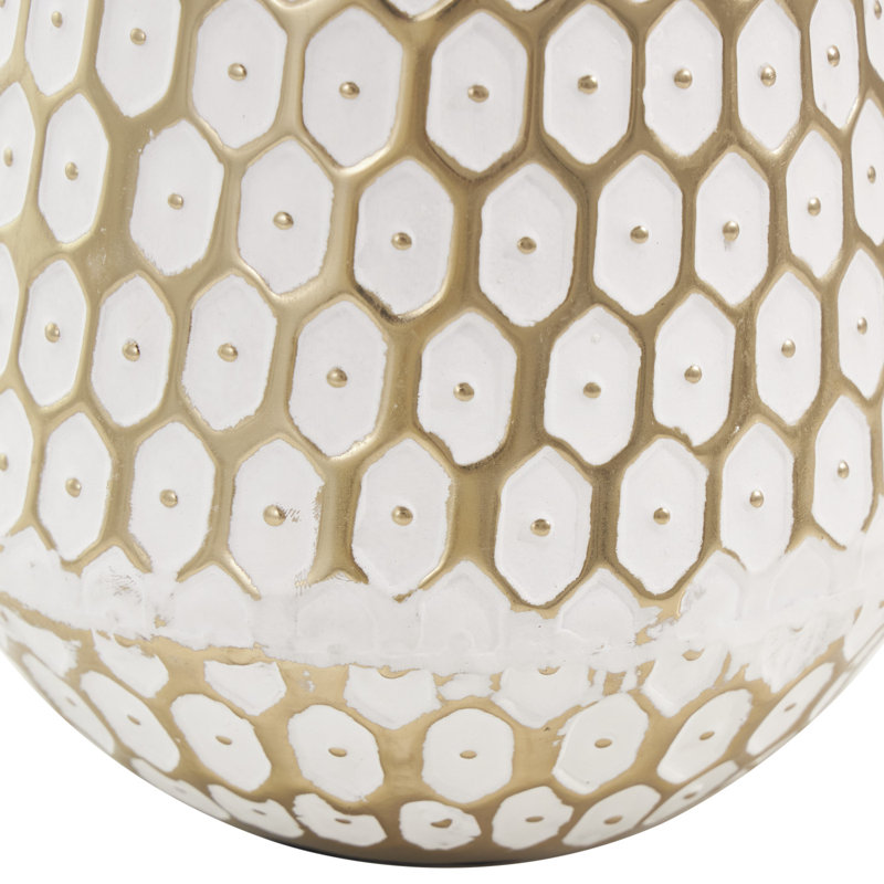 Vase décoratif en métal