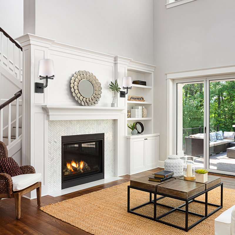 Highland Creek Plug-in Armed Sconce