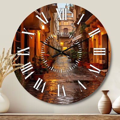 Horloge murale en Italie