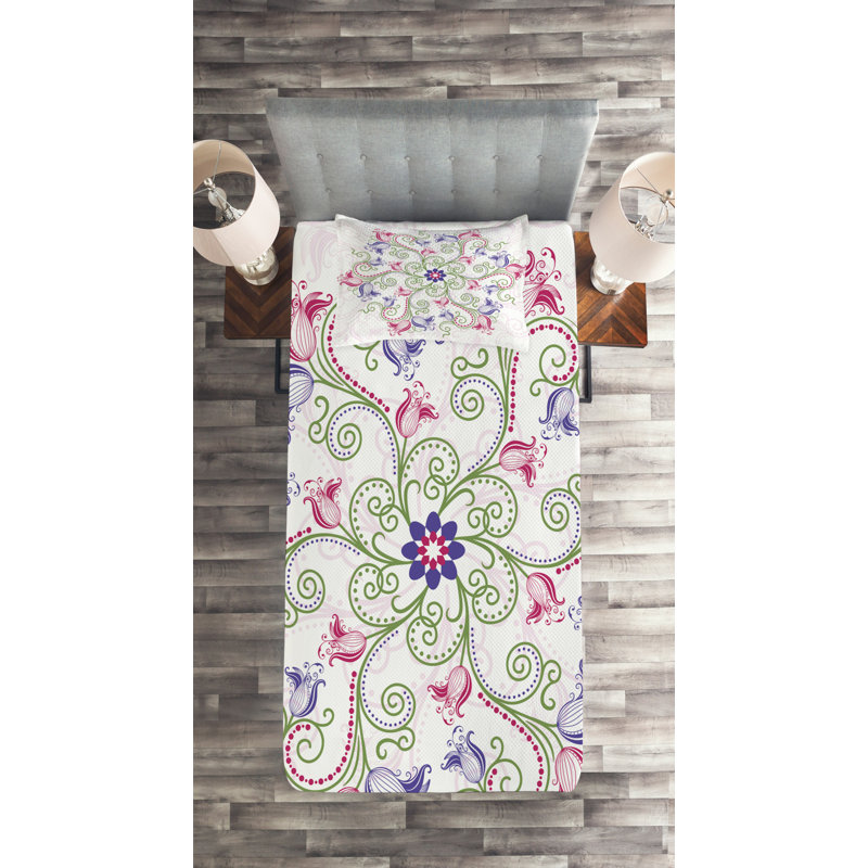 Twin White Quilted Bedspread Set with Pillow Sham
