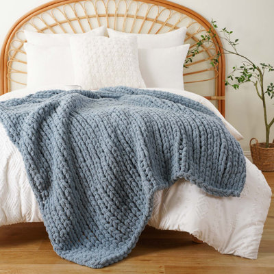 Chunky Knit Throw Blanket,Soft And Thick Chenille Throw Blanket, 50"X60" Handmade Cable Knit Crochet Blanket