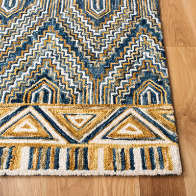 Deyoung Hand Tufted Wool Geometric Rug
