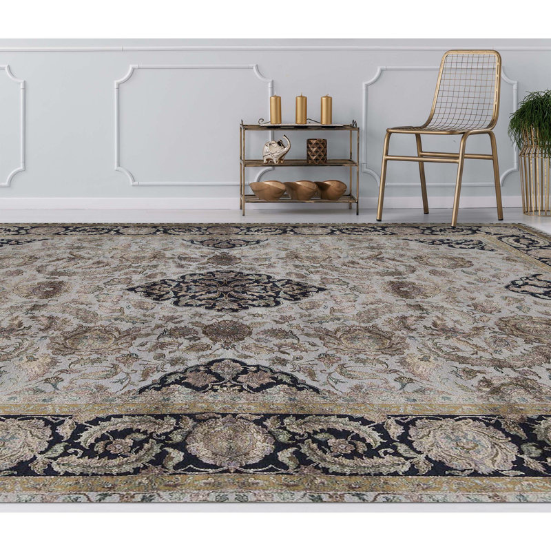 Hand-Knotted High-Quality Gray Area Rug