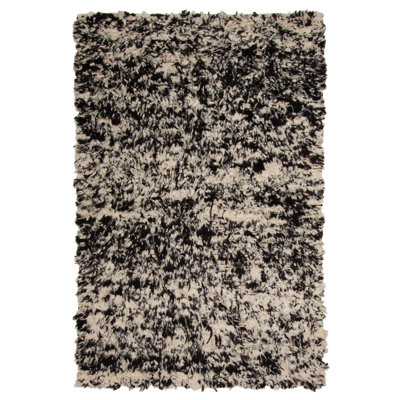 Tapis noir Tangier 5 pi 1 po x 8 pi 0 po