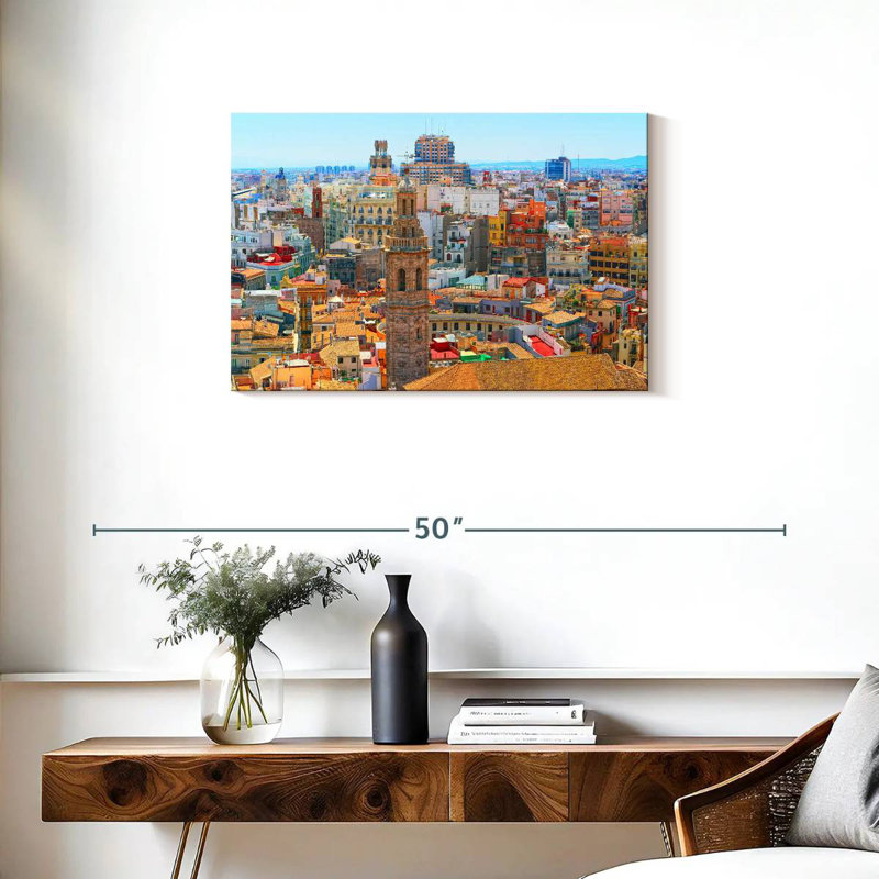 Nicci Valencia Cityscape, H 20 po x l 30 po
