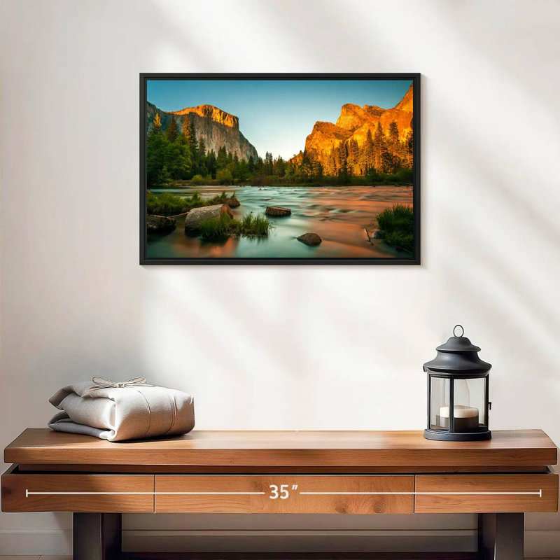 Placid Yosemite Waters, 19 po x 13 po, Cadre flottant noir