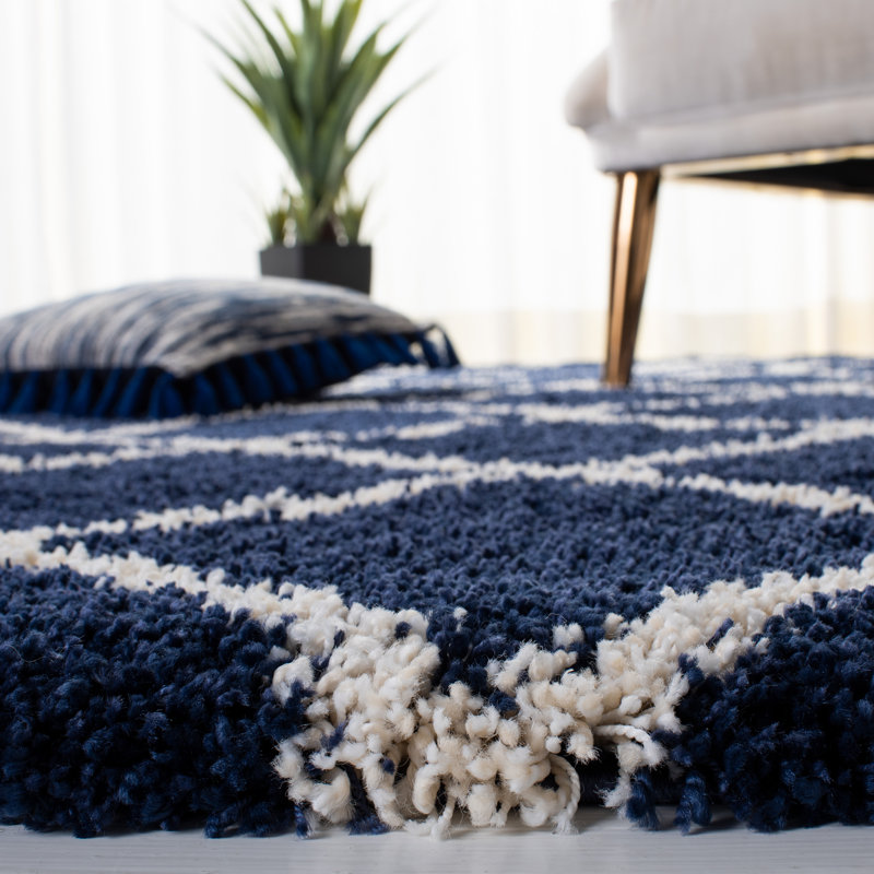 Audwen Geometric White/Navy Area Rug, Round 7'