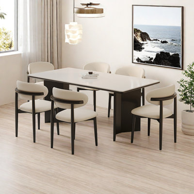 Table et chaise rectangulaires modernes