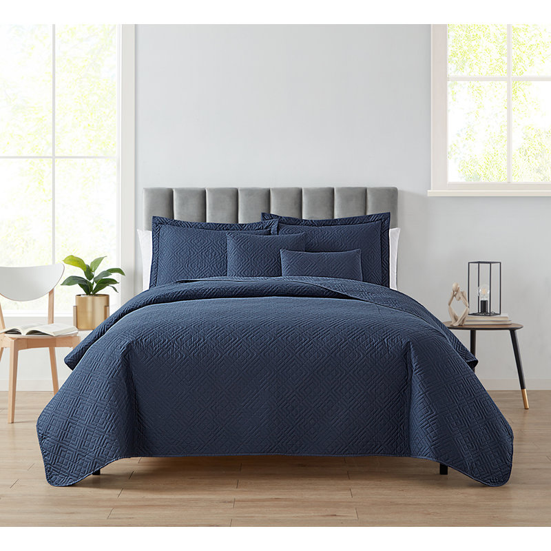 Diamond Weave Premium Microfiber Reversible Quilt Set, Queen Quilt + 2 Standard Shams + 2 Euro Shams, Navy